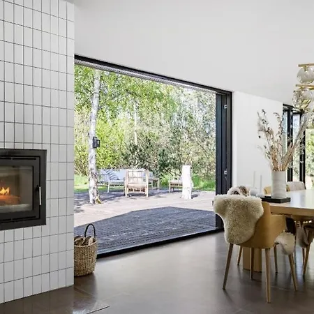 別荘 Summer House With Terrace And Sea View